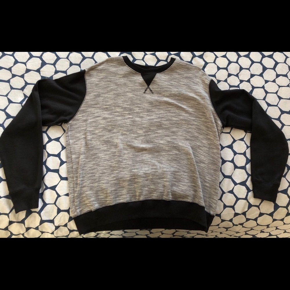 Dikotomy-Co Sweater